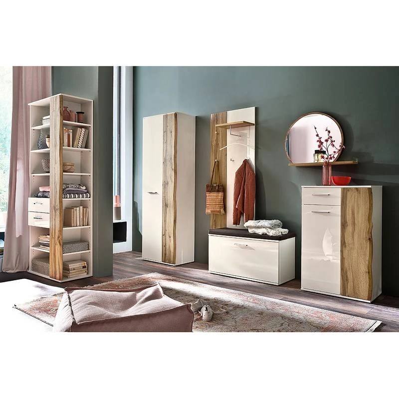 Buffet Haut Vantaa II 6 Buffet Haut Vantaa II – Image 4