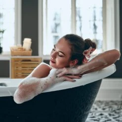 Armoire De Salle De Bain Sur Pieds -Meilleur Meubles Magasin 33365a52025c48b98a0fb36902c252d9