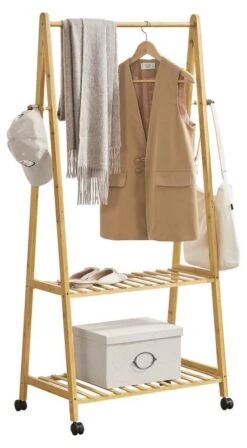 Portant à Vêtements Ullensvang -Meilleur Meubles Magasin b75225f8af5a421db4051a7c73b5fe7a.cropped 459 21 1080 1958.processed